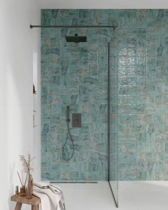 Baño con azulejo Dive avorio 15x15 ceramicas ribesalbes